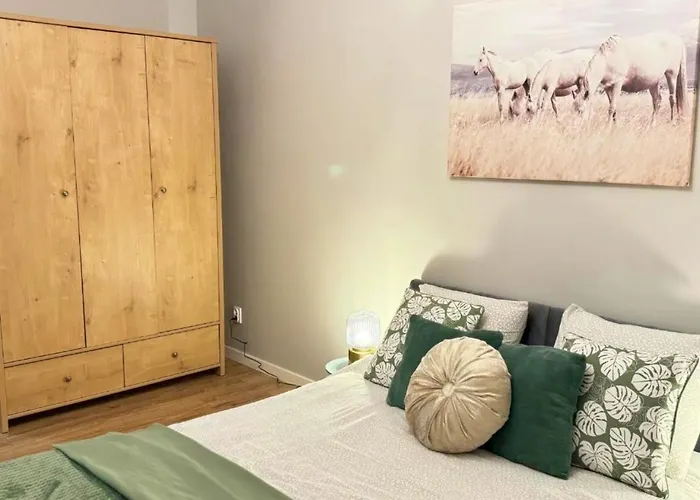 Good Time Centrum Strzelecka Апартаменти