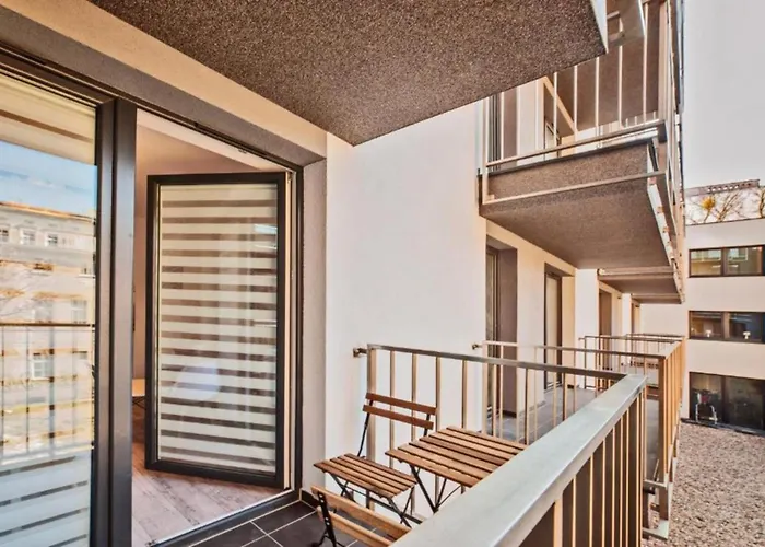 Good Time Centrum Strzelecka * 포즈난